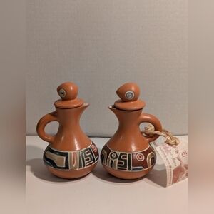 Peruvian Folk Art Pottery Vase Vessel with Handles & Design